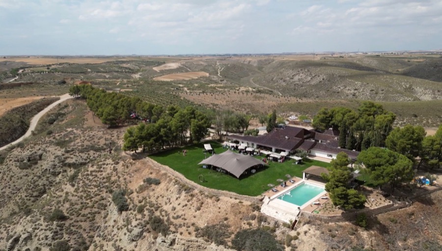 Finca Aranjuez vista desde el aire, sobre el cerro
